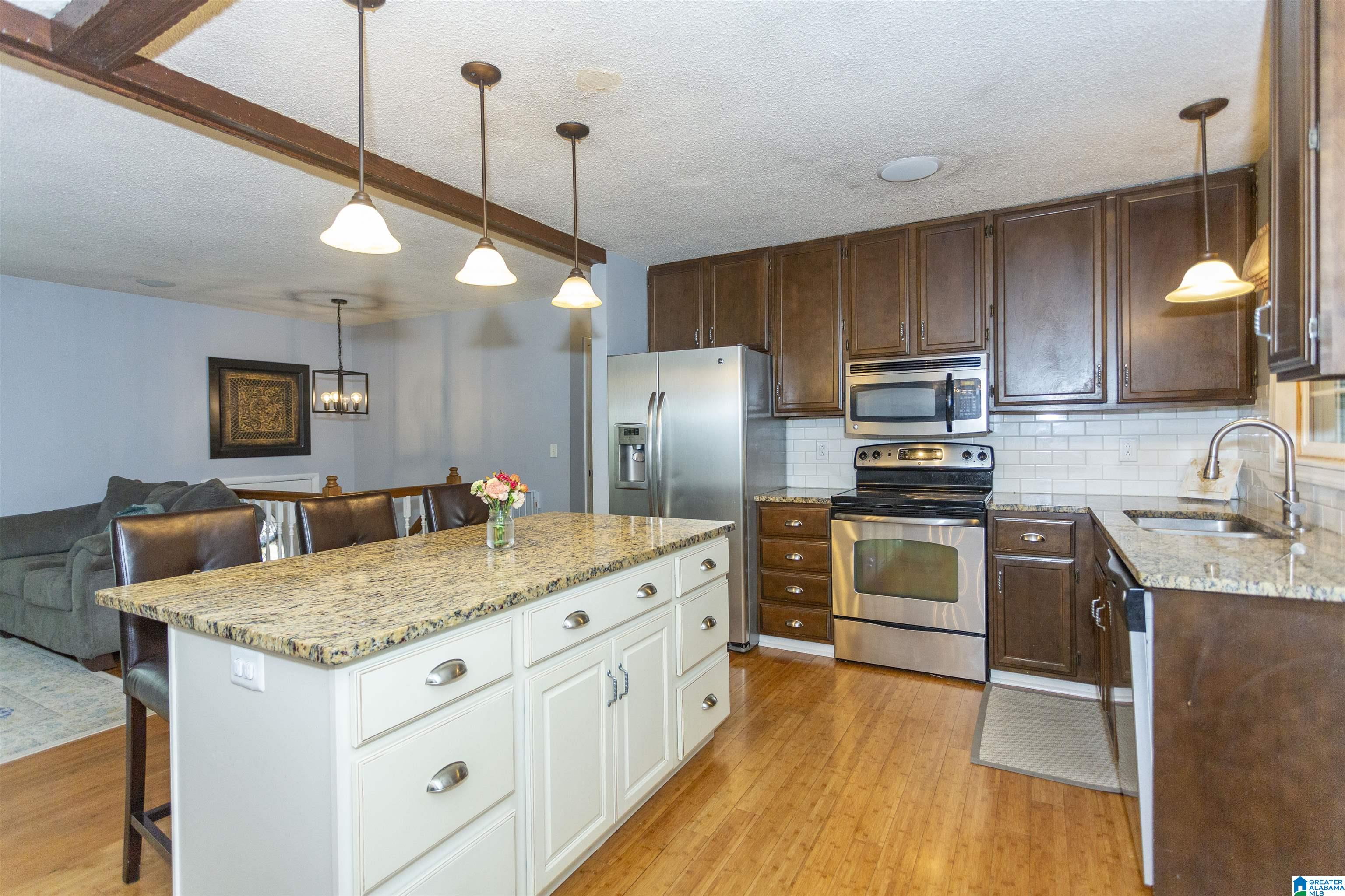 4923 Indian Valley Road Birmingham, AL 35244 - Photo 8 of 44