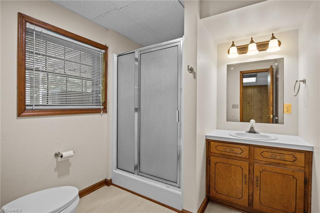 155 Spring Hollow Road High Point, NC 27262 - Photo 32 of 49 Gallery Image 32