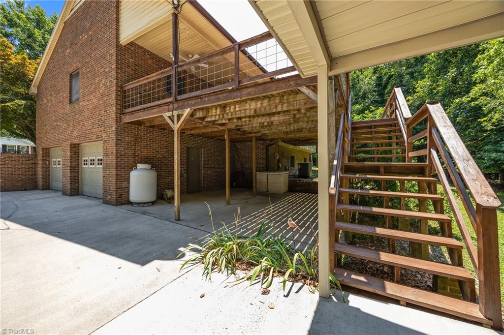 155 Spring Hollow Road High Point, NC 27262 - Photo 38 of 49 Gallery Image 38