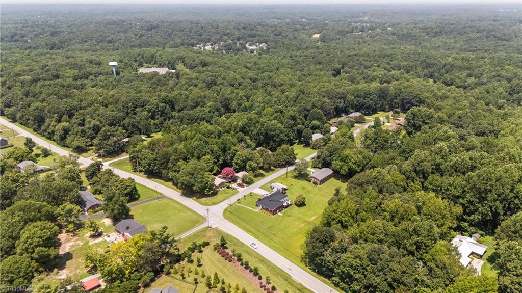 155 Spring Hollow Road High Point, NC 27262 - Photo 49 of 49 Gallery Image 49