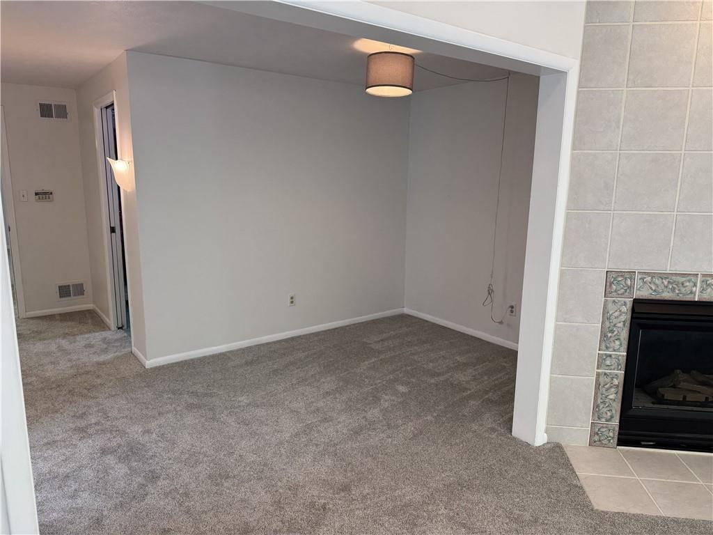 4900 Cole Road Murrysville, PA 15668 - Photo 19 of 41 Sitting area in Primary Suite