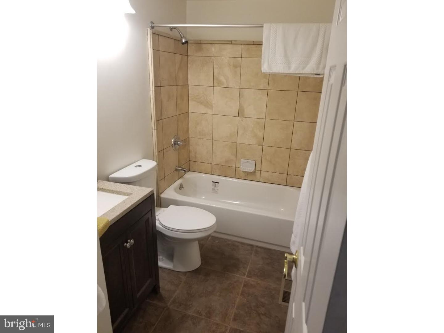 10 Rutledge Place Willingboro, NJ 08046 - Photo 2 of 5