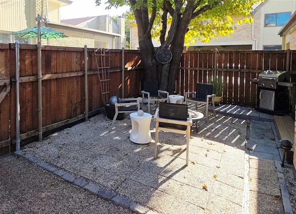 a view of outdoor space yard and patio