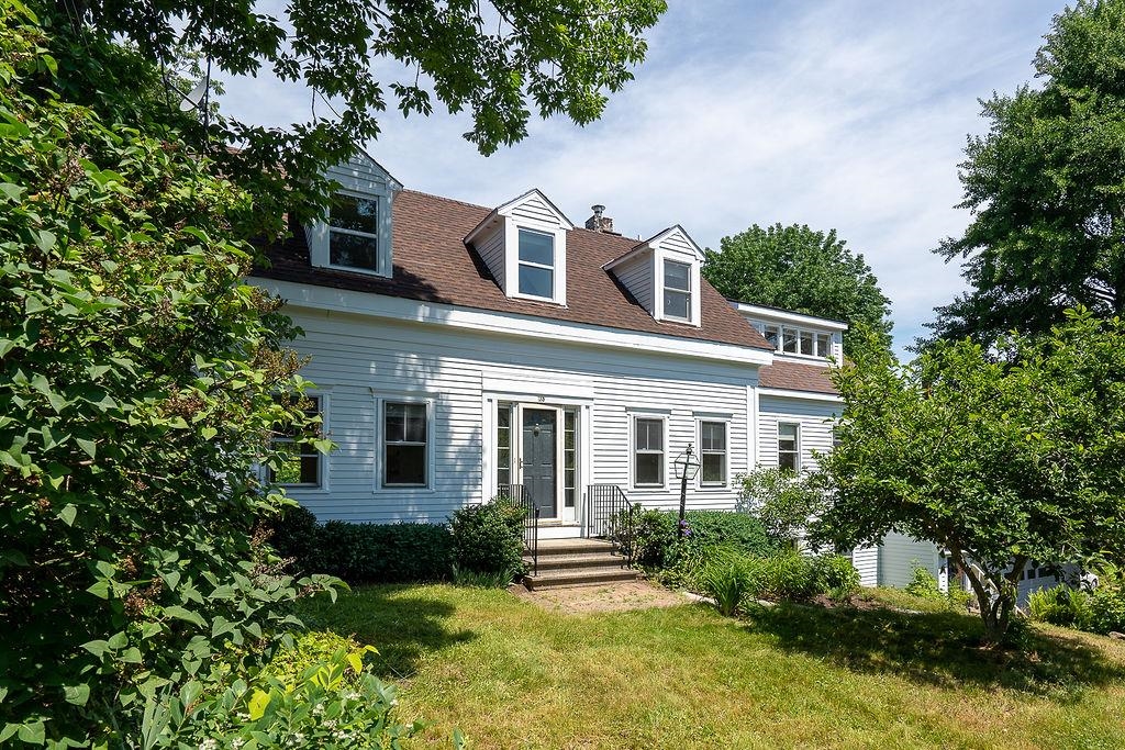 135 Pepperrell Road Kittery, ME 03905 - Photo 1 of 33
