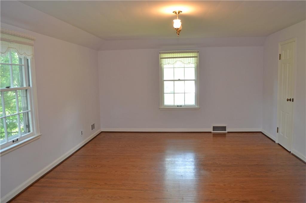5747 Rolling Ridge Road Indianapolis, IN 46220 - Photo 11 of 14 Gallery Image 11