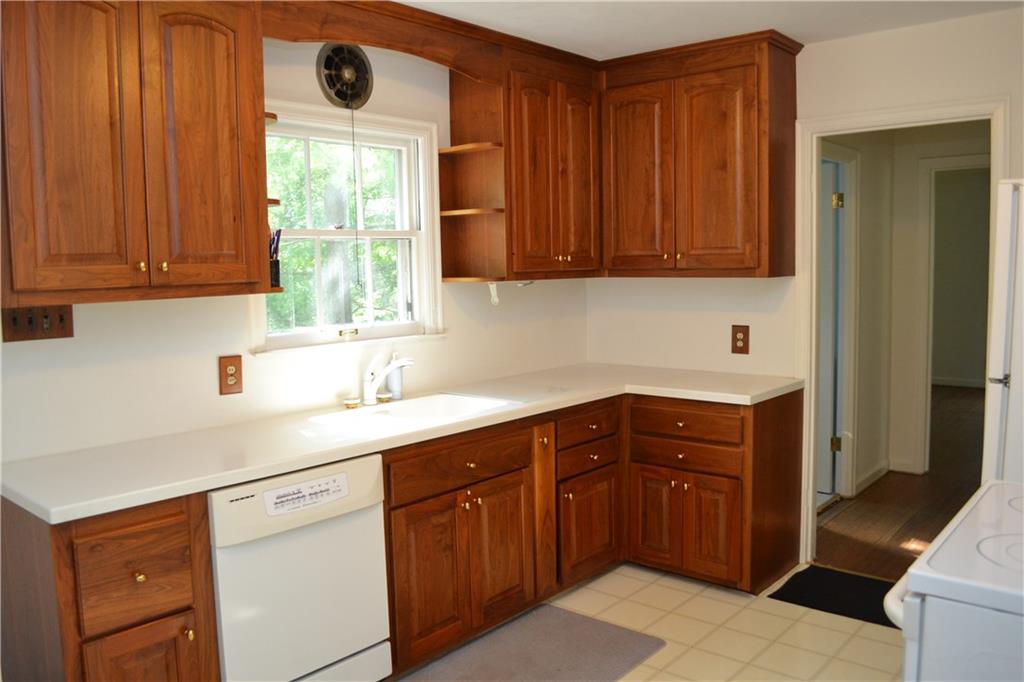 5747 Rolling Ridge Road Indianapolis, IN 46220 - Photo 9 of 14 Gallery Image 9