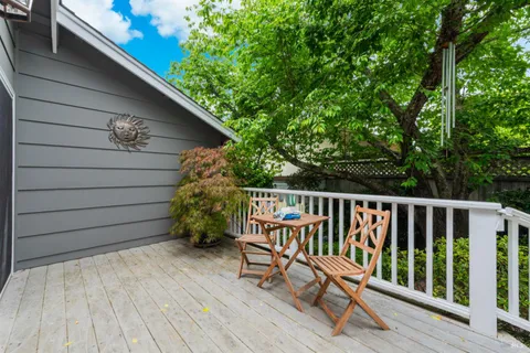 $2,999,999 | 852 2nd Street East, Sonoma, CA 95476