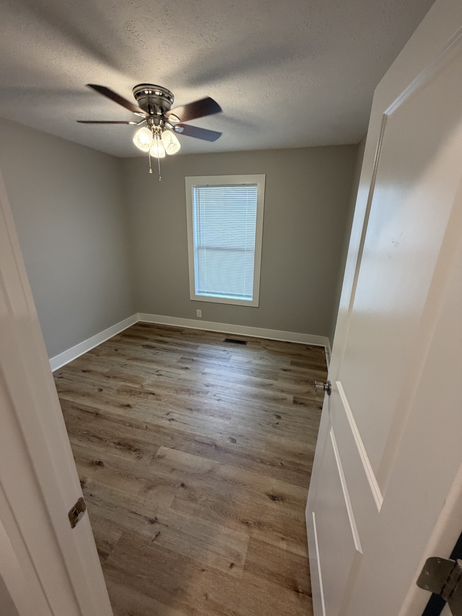 7847 Highway 41 Adams, TN 37010 - Photo 7 of 14