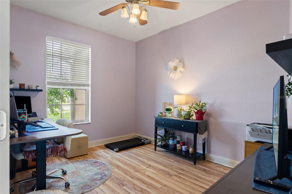 10327 Velvetseed Circle Spring Hill, FL 34608 - Photo 5 of 60