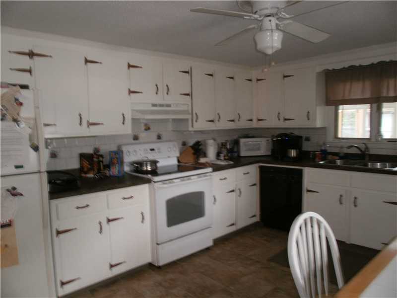 586 Mendon Road Woonsocket, RI 02895 - Photo 3 of 14 Kitchen.