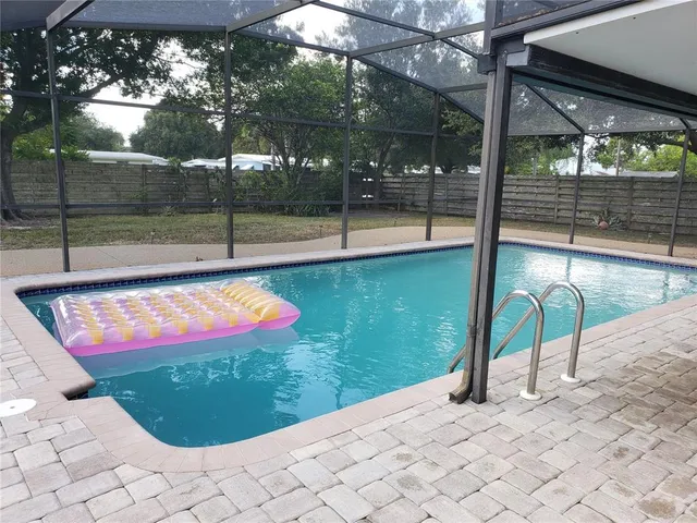 $2,500 | 112 61st Street Northwest, Bradenton, FL 34209