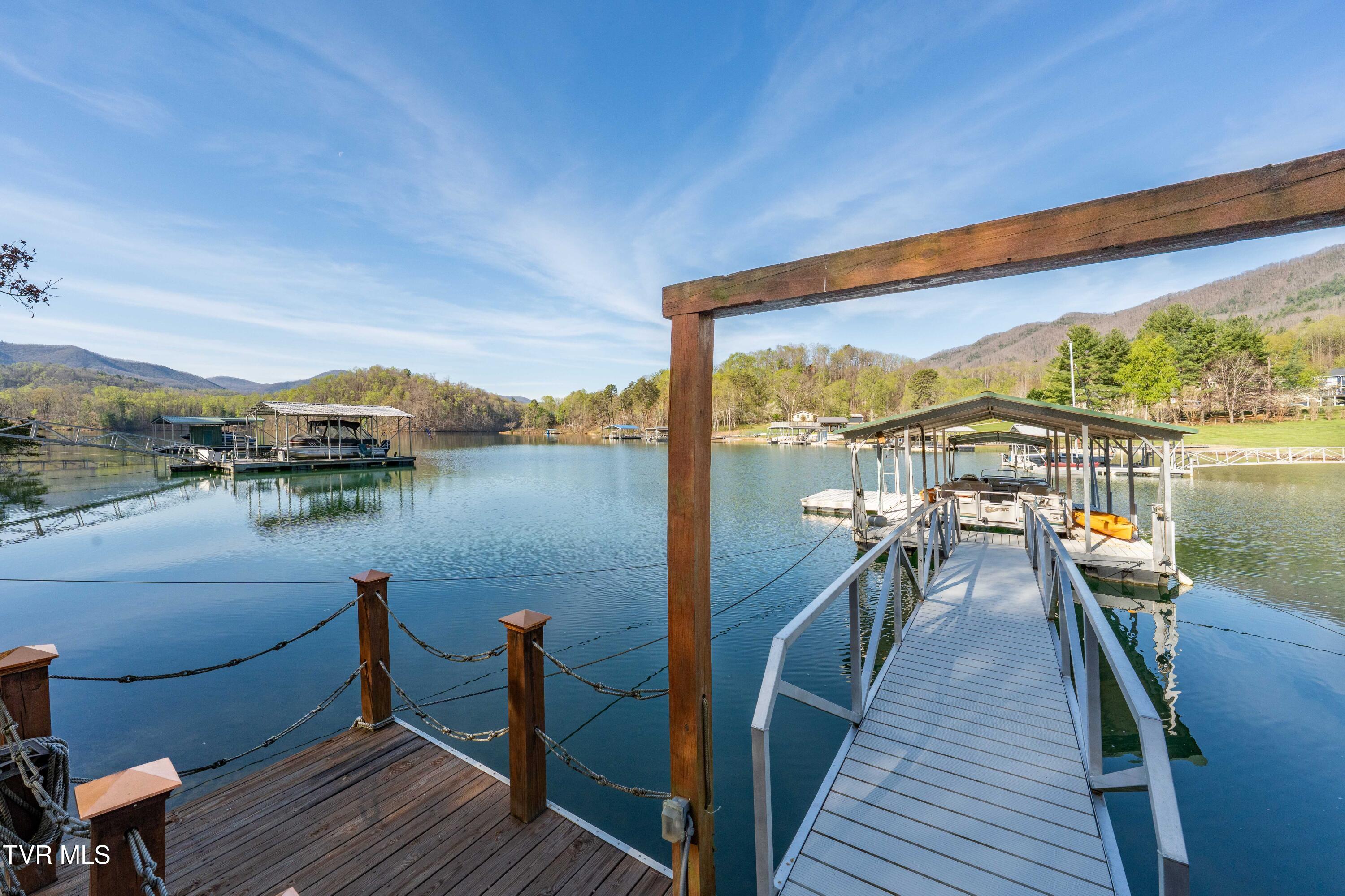 134 Summerhill Drive Butler, TN 37640 - Photo 106 of 131 134 Summer HIll Pvt Drive (70 of 144)