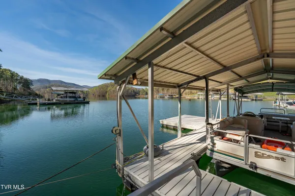 $1,200,000 | 134 Summerhill Drive, Butler, TN 37640