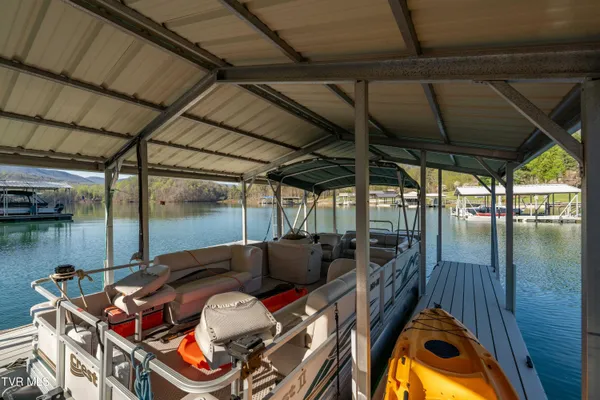 $1,200,000 | 134 Summerhill Drive, Butler, TN 37640