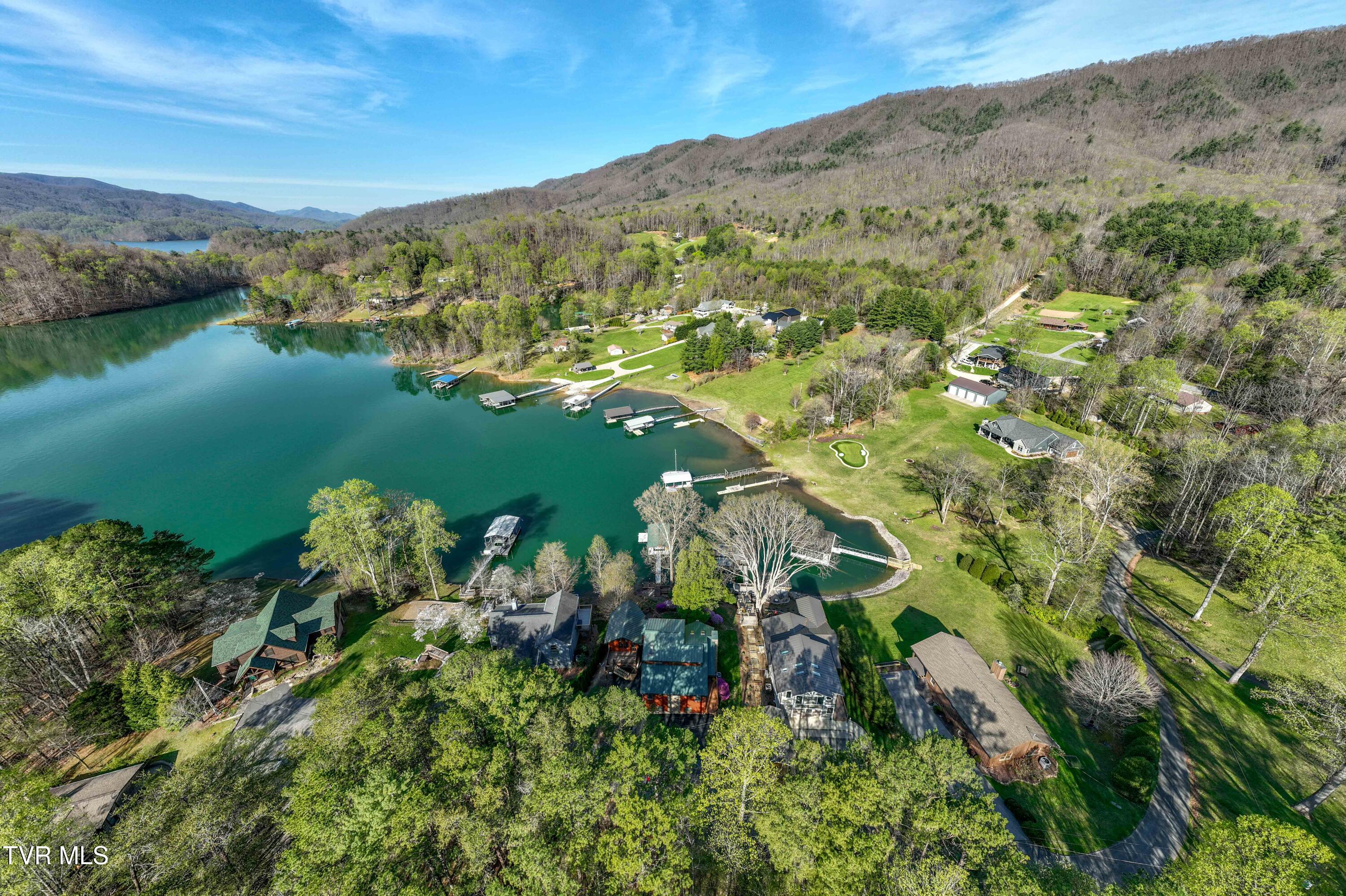 134 Summerhill Drive Butler, TN 37640 - Photo 123 of 131 134 Summer HIll Pvt Drive (2 of 144)