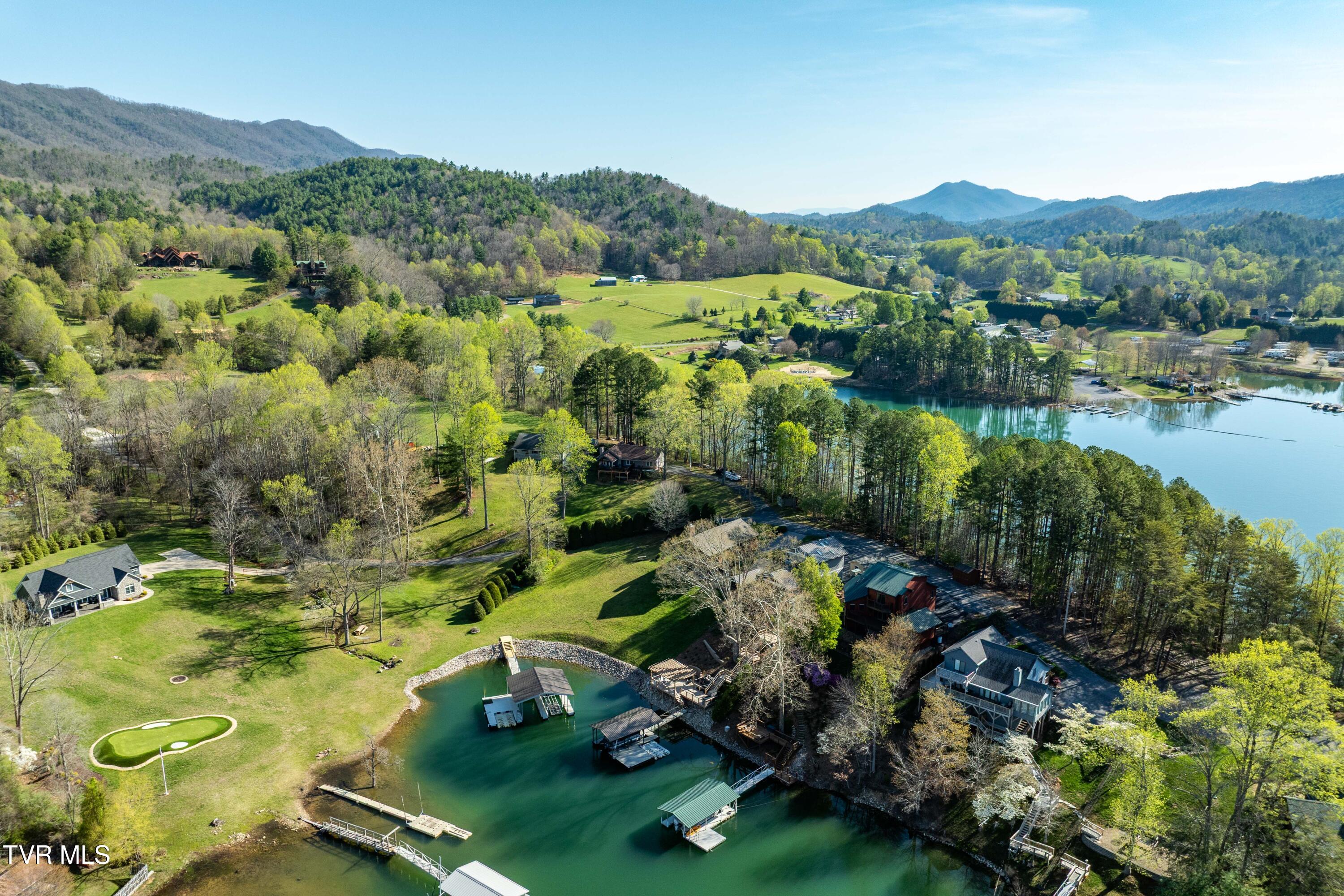 134 Summerhill Drive Butler, TN 37640 - Photo 129 of 131 134 Summer HIll Pvt Drive (7 of 144)