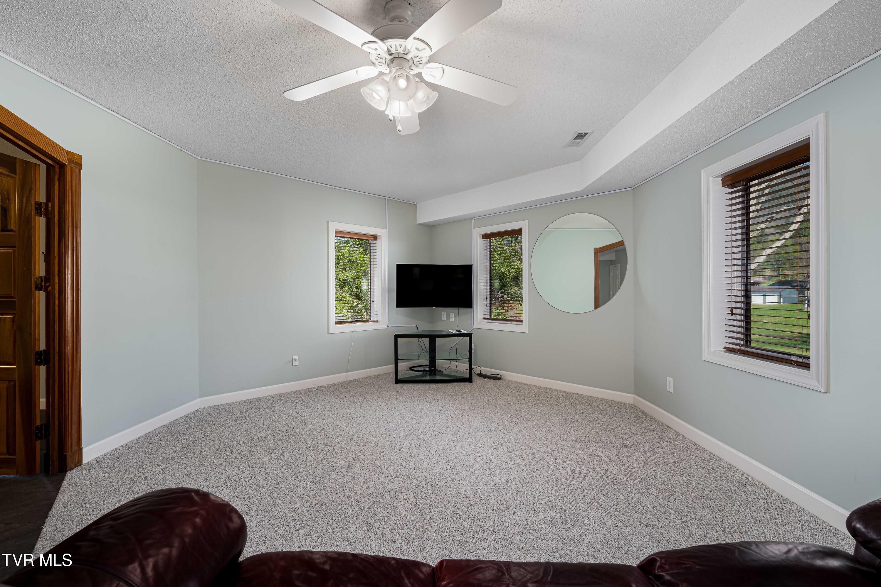 134 Summerhill Drive Butler, TN 37640 - Photo 23 of 131 134 Summer HIll Pvt Drive (103 of 144)