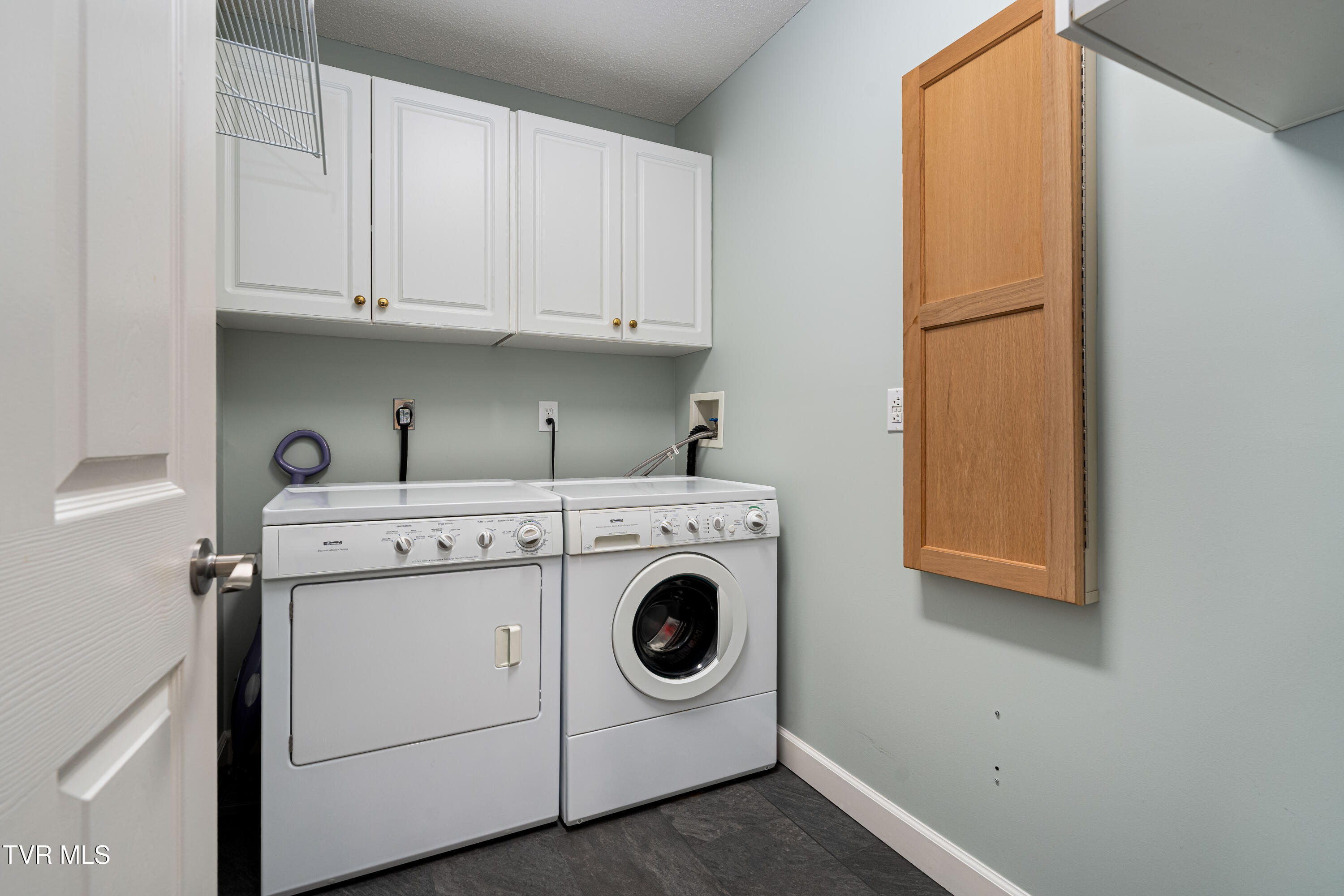 134 Summerhill Drive Butler, TN 37640 - Photo 35 of 131 134 Summer HIll Pvt Drive (115 of 144)