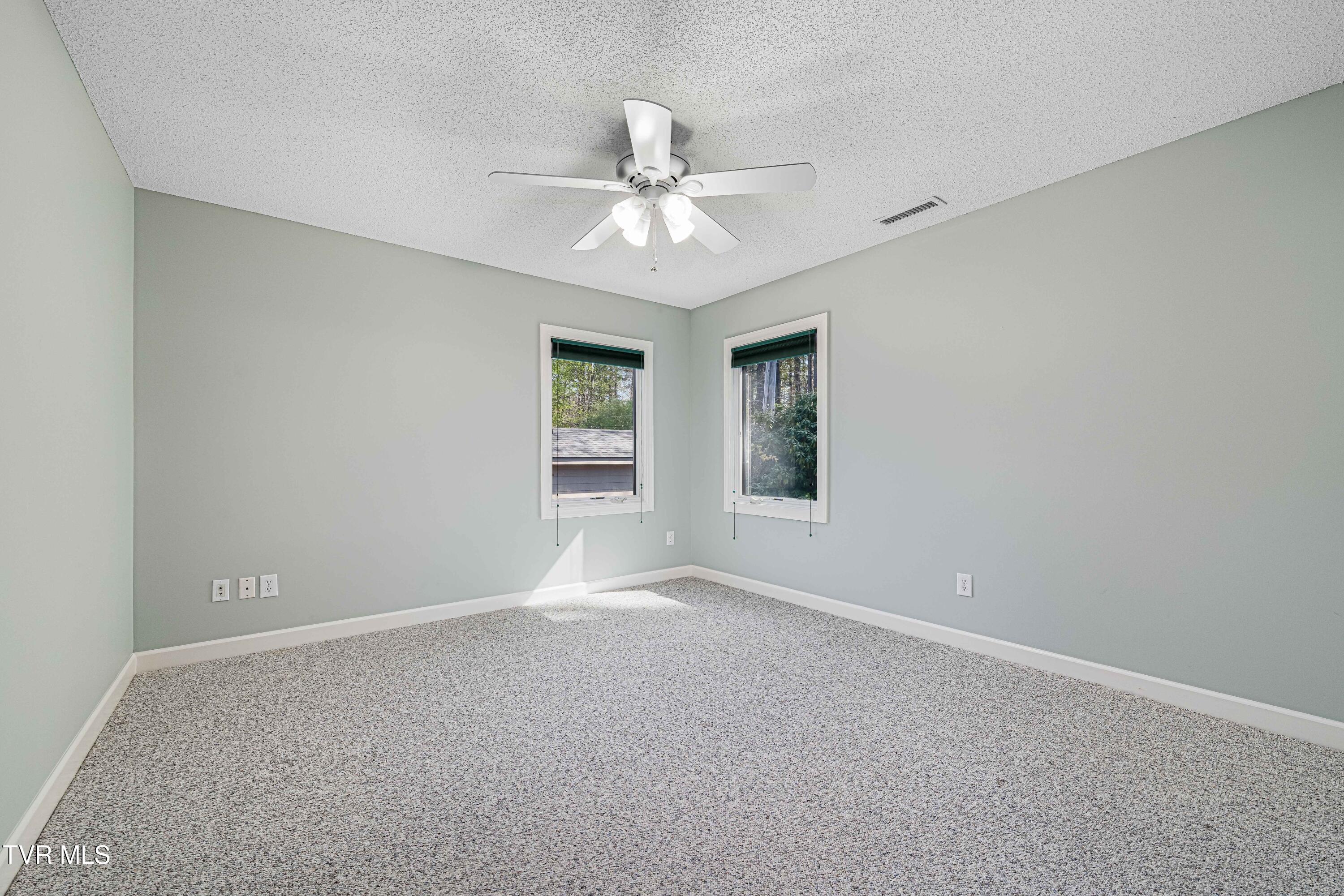 134 Summerhill Drive Butler, TN 37640 - Photo 37 of 131 134 Summer HIll Pvt Drive (117 of 144)