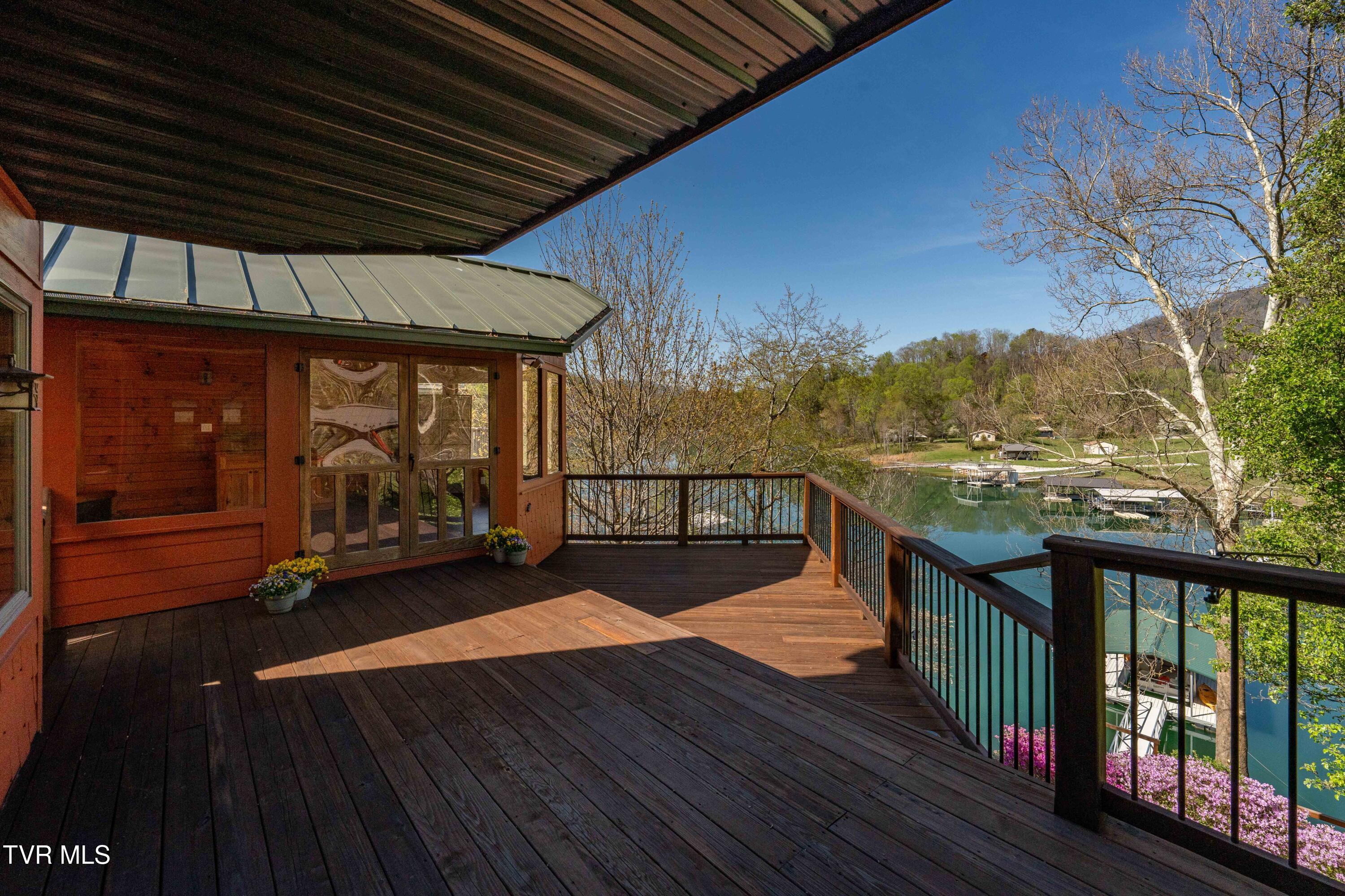 134 Summerhill Drive Butler, TN 37640 - Photo 51 of 131 134 Summer HIll Pvt Drive (132 of 144)