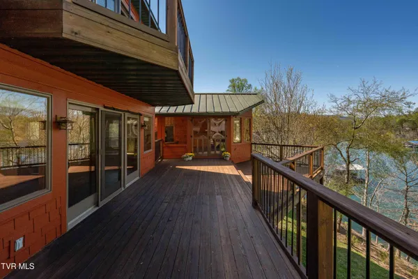 $1,200,000 | 134 Summerhill Drive, Butler, TN 37640