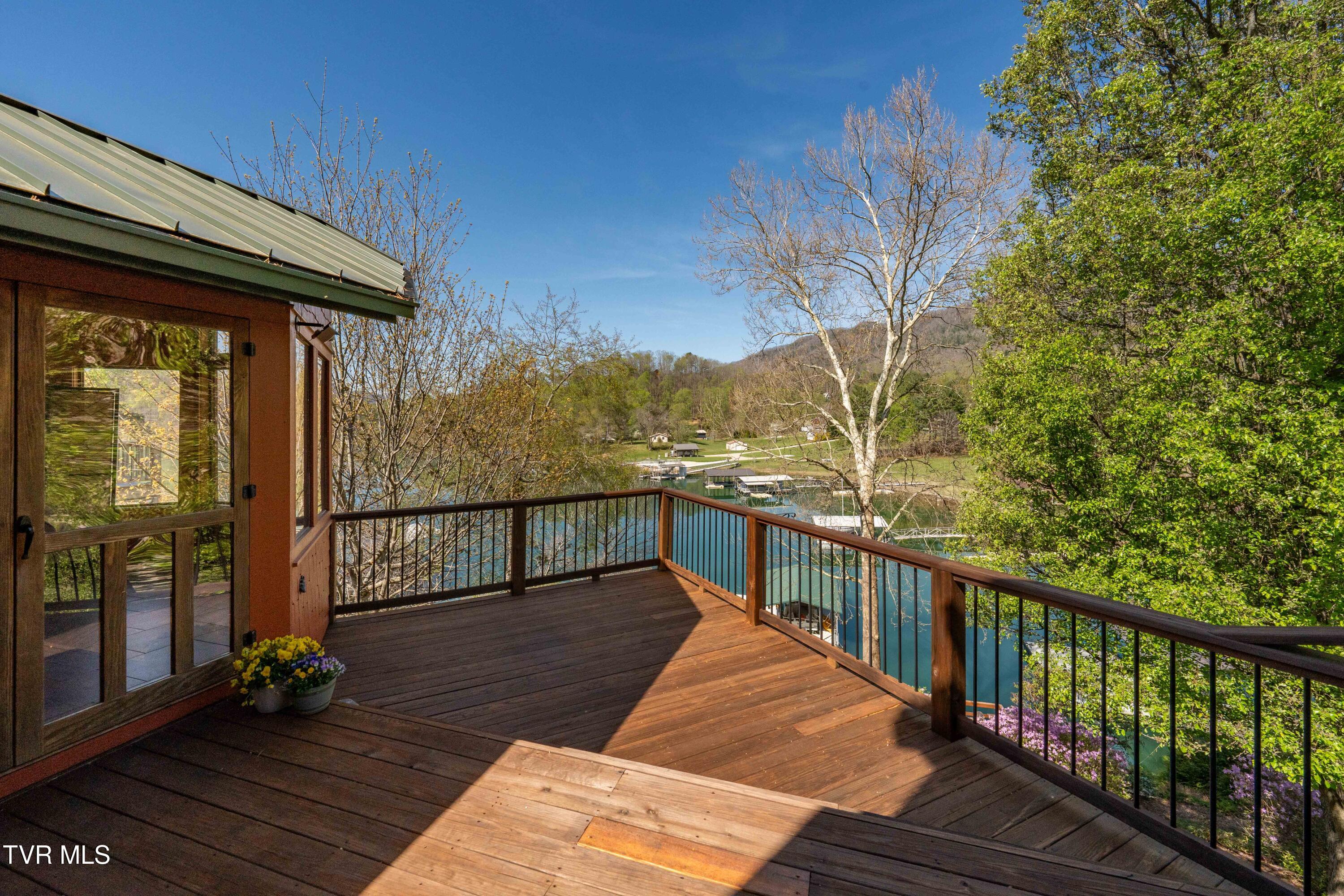 134 Summerhill Drive Butler, TN 37640 - Photo 54 of 131 134 Summer HIll Pvt Drive (136 of 144)