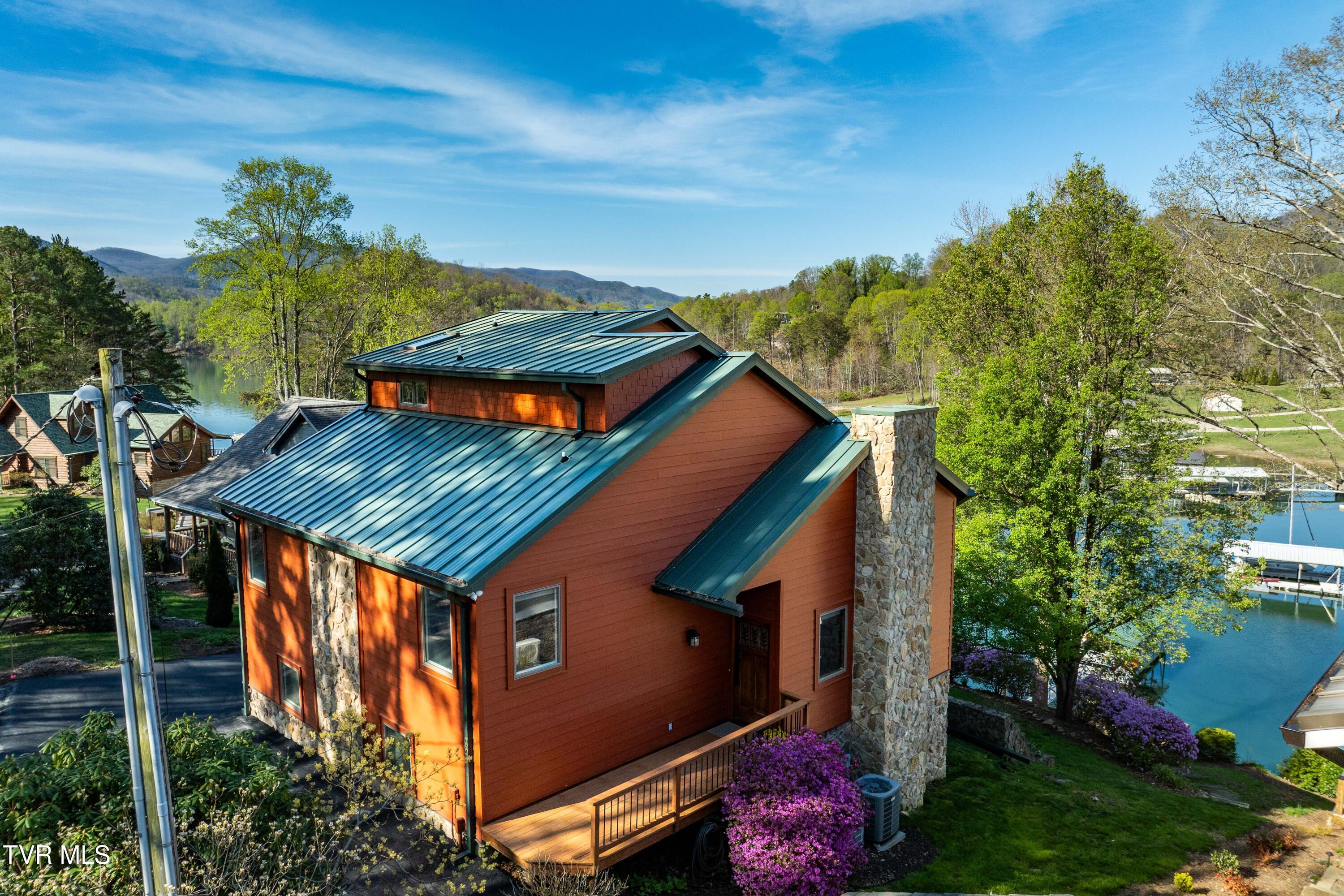 134 Summerhill Drive Butler, TN 37640 - Photo 60 of 131 134 Summer HIll Pvt Drive (15 of 144)