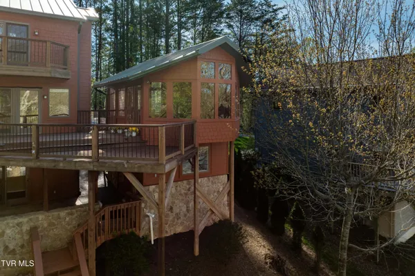 $1,200,000 | 134 Summerhill Drive, Butler, TN 37640