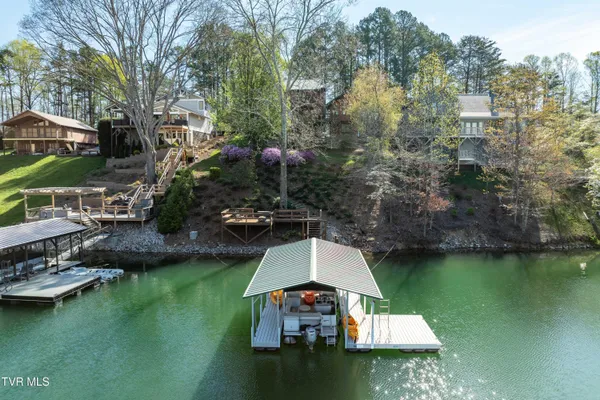 $1,200,000 | 134 Summerhill Drive, Butler, TN 37640