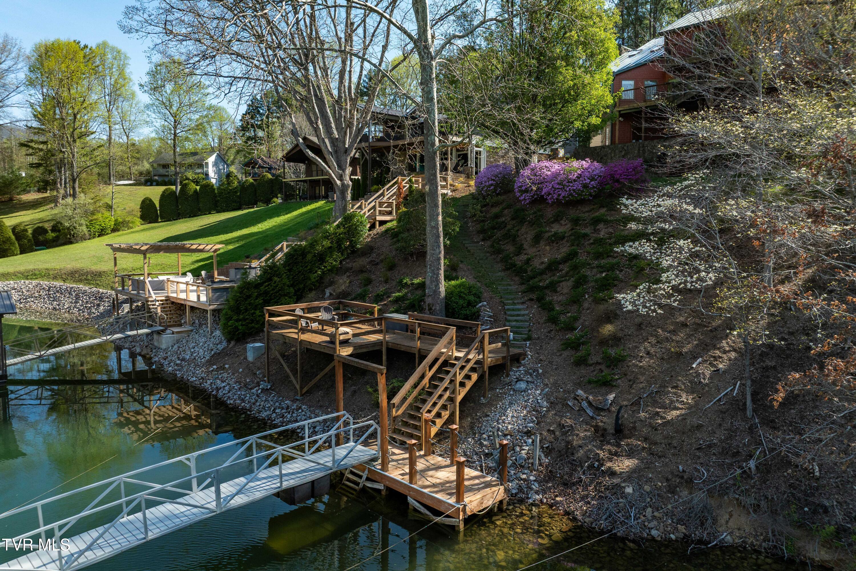 134 Summerhill Drive Butler, TN 37640 - Photo 71 of 131 134 Summer HIll Pvt Drive (29 of 144)