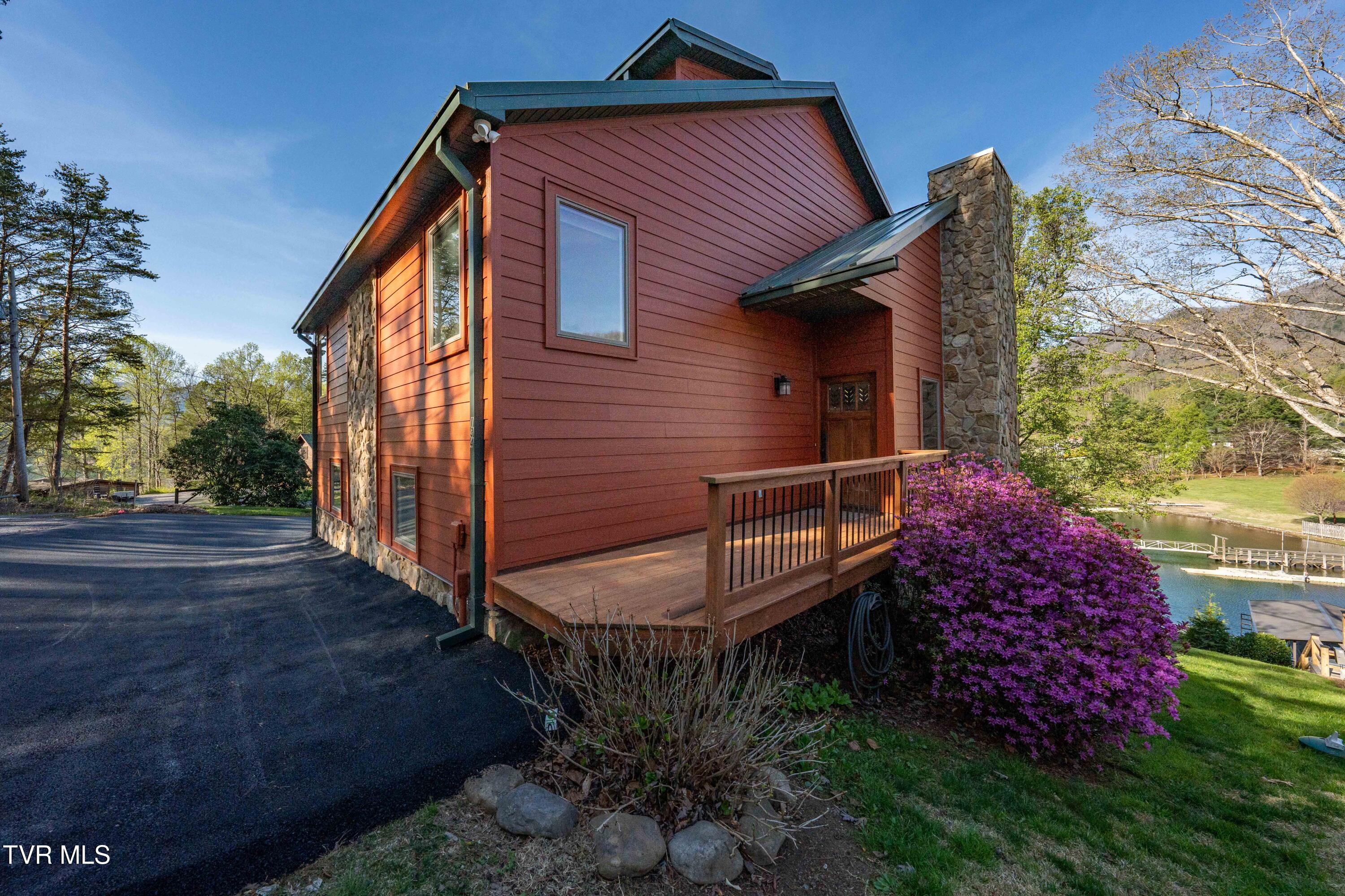 134 Summerhill Drive Butler, TN 37640 - Photo 77 of 131 134 Summer HIll Pvt Drive (38 of 144)