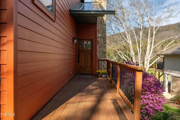 $1,200,000 | 134 Summerhill Drive, Butler, TN 37640