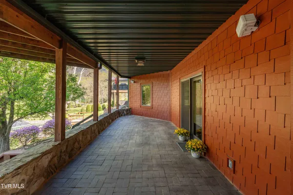 $1,200,000 | 134 Summerhill Drive, Butler, TN 37640