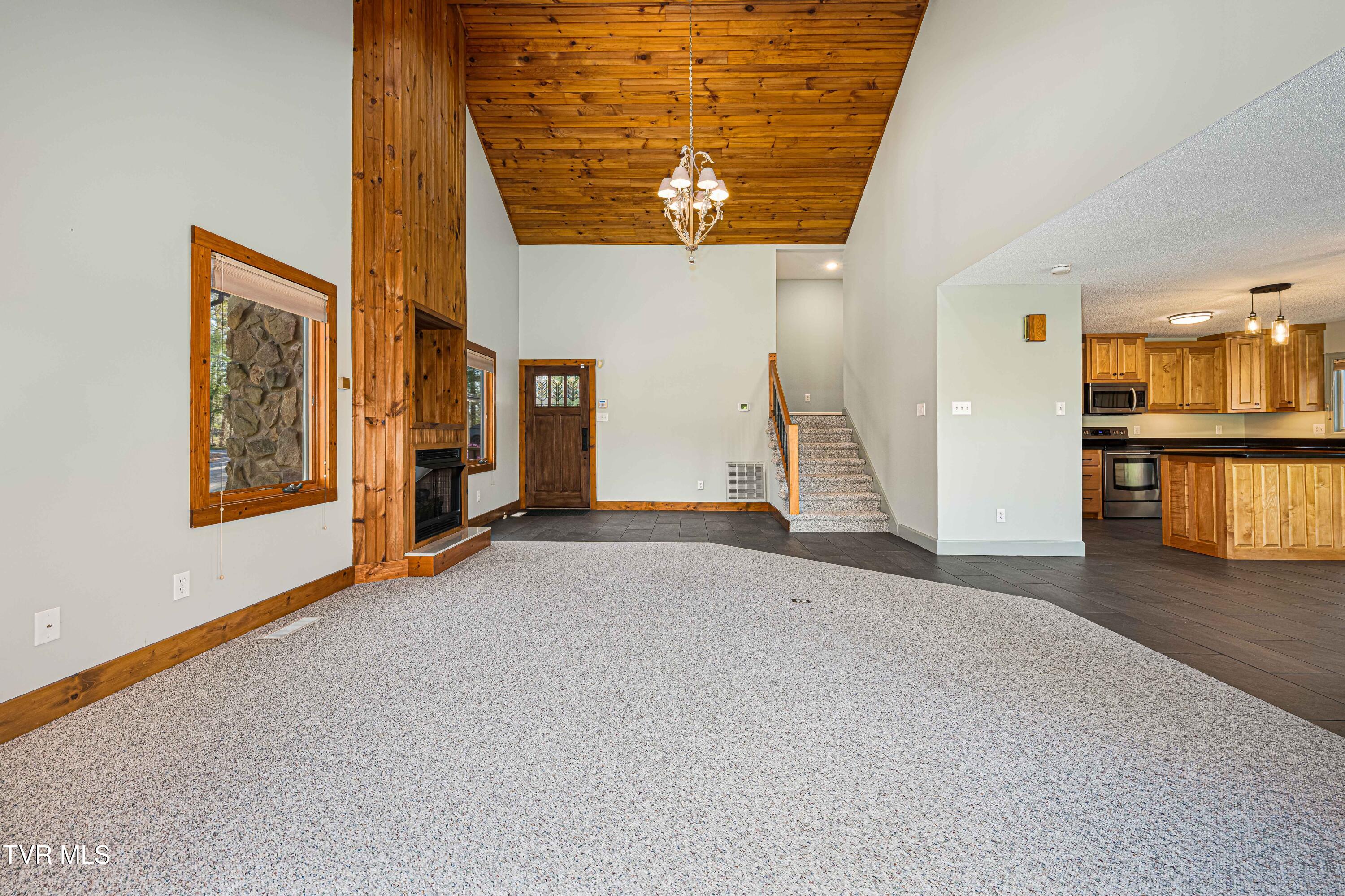 134 Summerhill Drive Butler, TN 37640 - Photo 10 of 131 134 Summer HIll Pvt Drive (90 of 144)