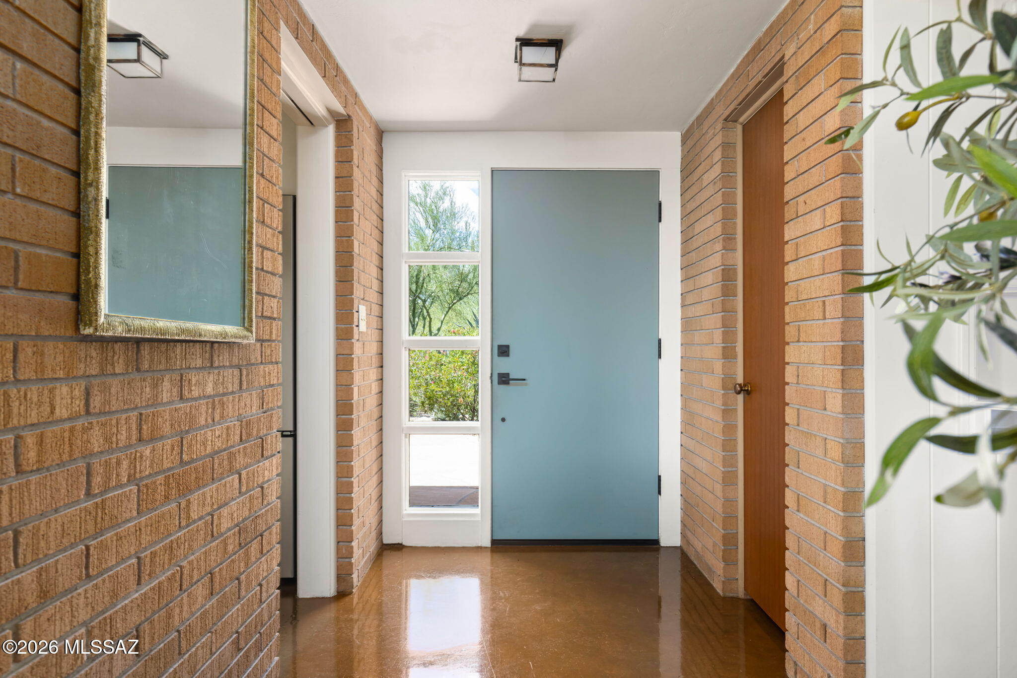 4560 East River Road Tucson, AZ 85718 - Photo 5 of 51 Interior foyer