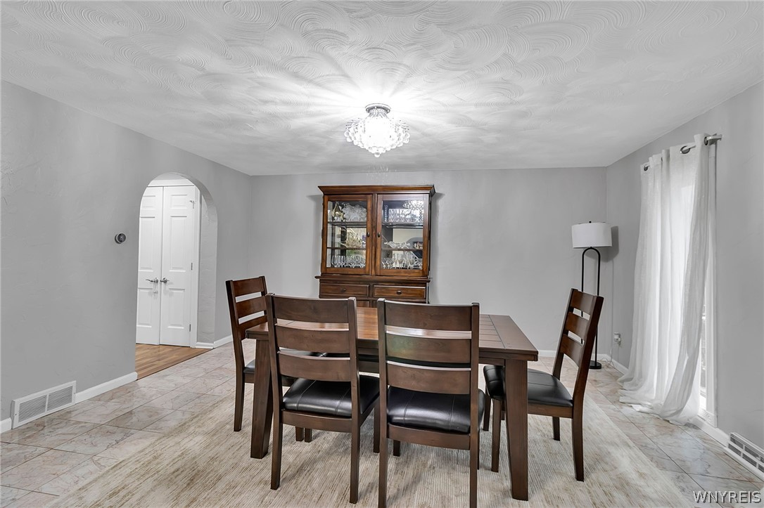 660 South Colony Road Grand Island, NY 14072 - Photo 16 of 45