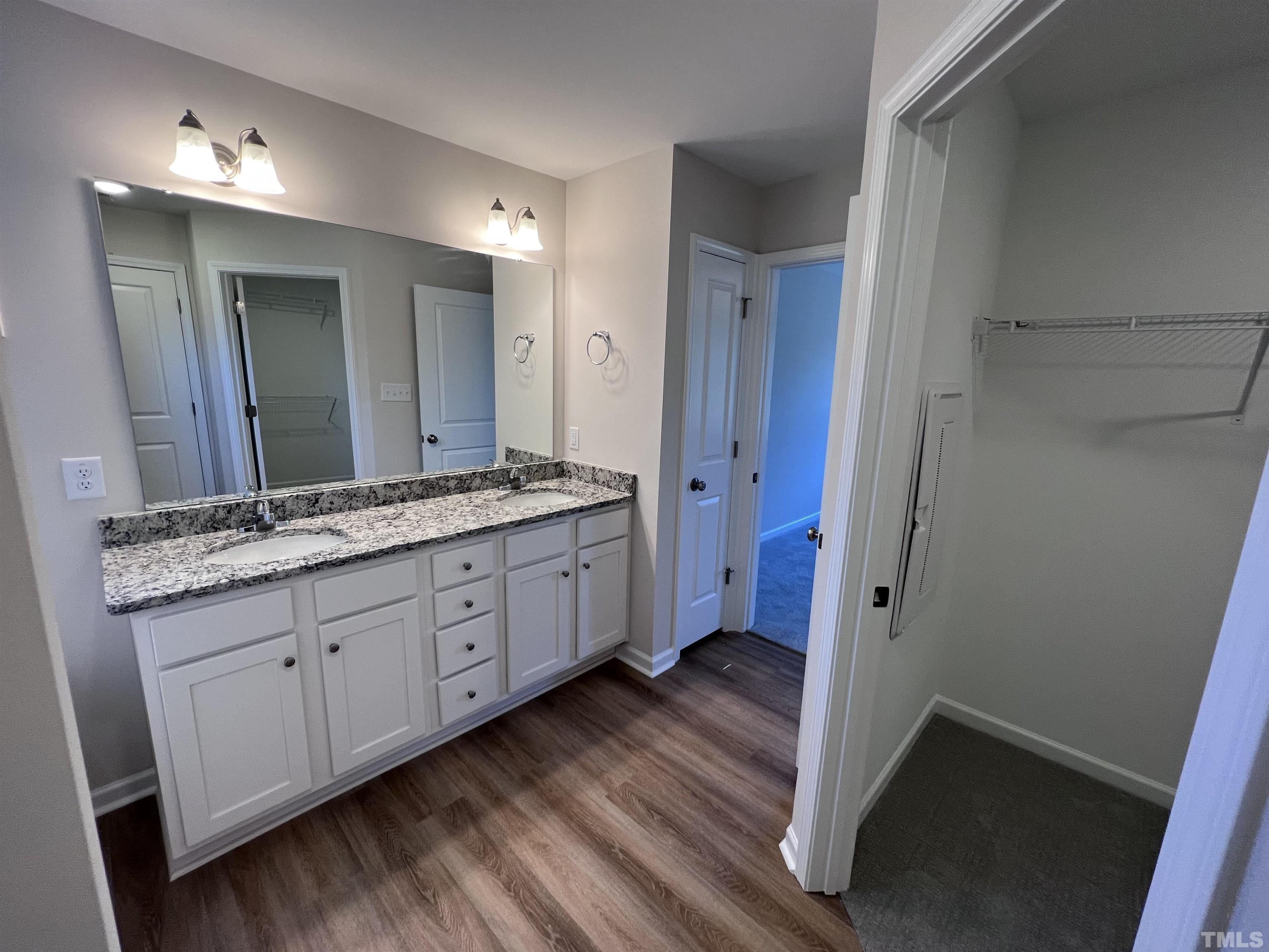 345 Touchdown Way Benson, NC 27504 - Photo 14 of 21 Gallery Image 14