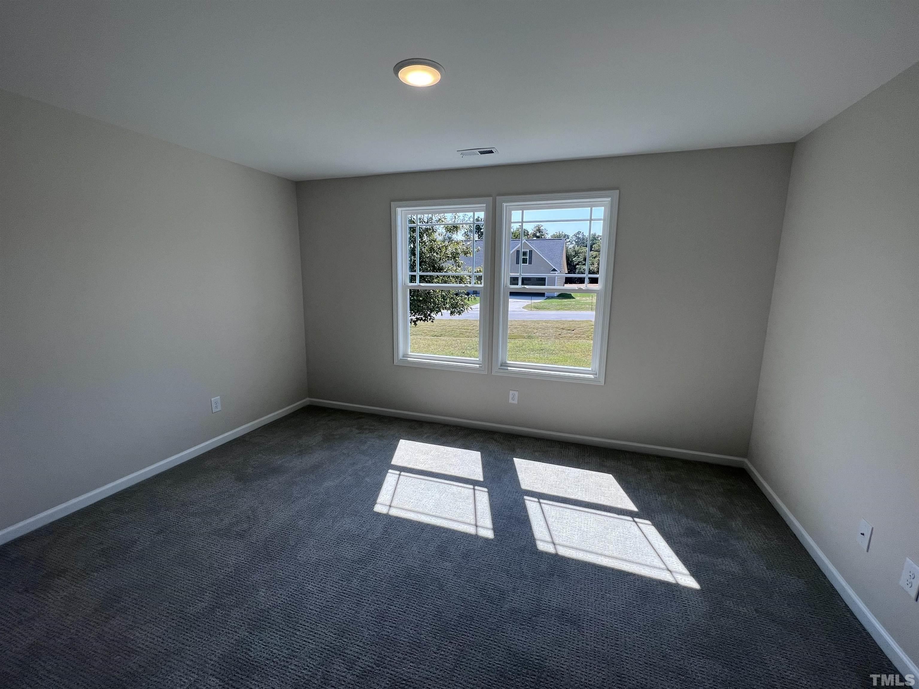 345 Touchdown Way Benson, NC 27504 - Photo 16 of 21 Gallery Image 16
