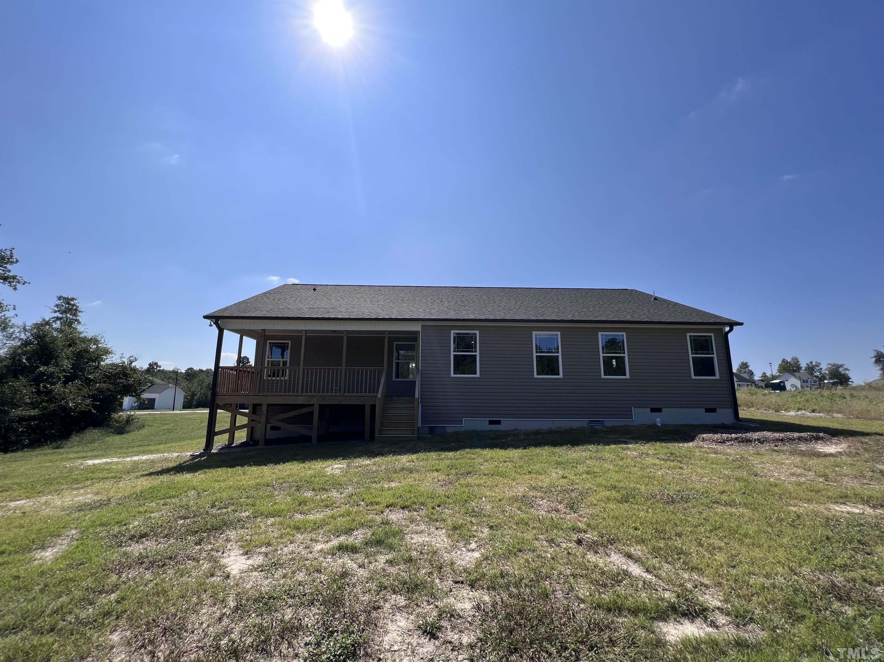 345 Touchdown Way Benson, NC 27504 - Photo 20 of 21 Gallery Image 20