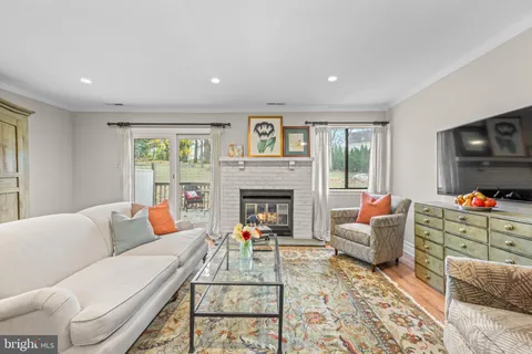 $410,000 | 906 Bismark Way, King of Prussia, PA 19406