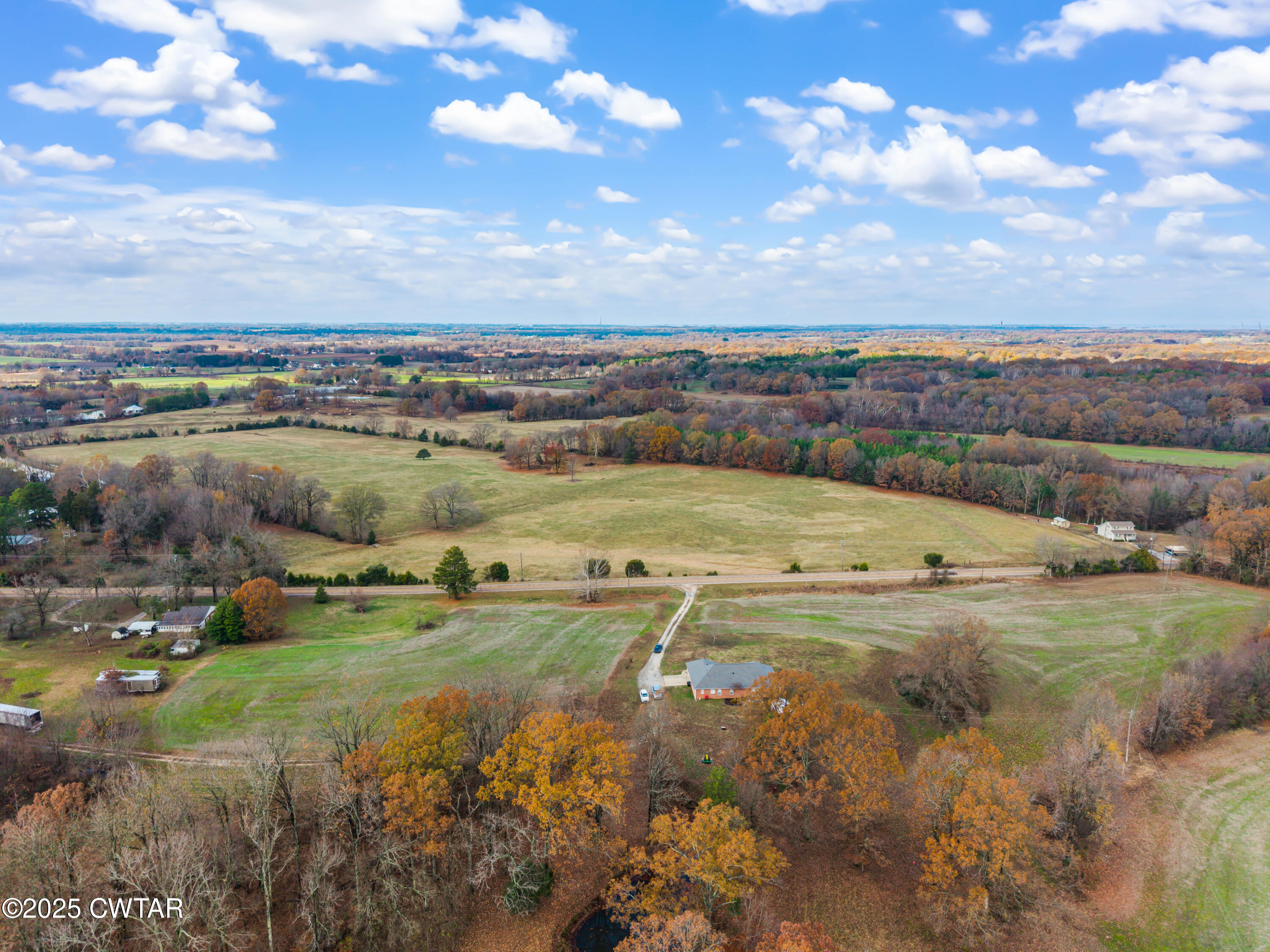18232 Highway 79 Gadsden, TN 38337 - Photo 22 of 22 a view of a lake with houses in the back
