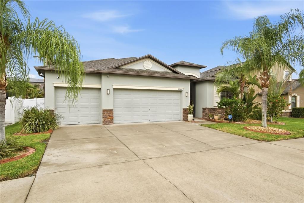 11604 Sunburst Marble Road Riverview, FL 33579 - Photo 2 of 39