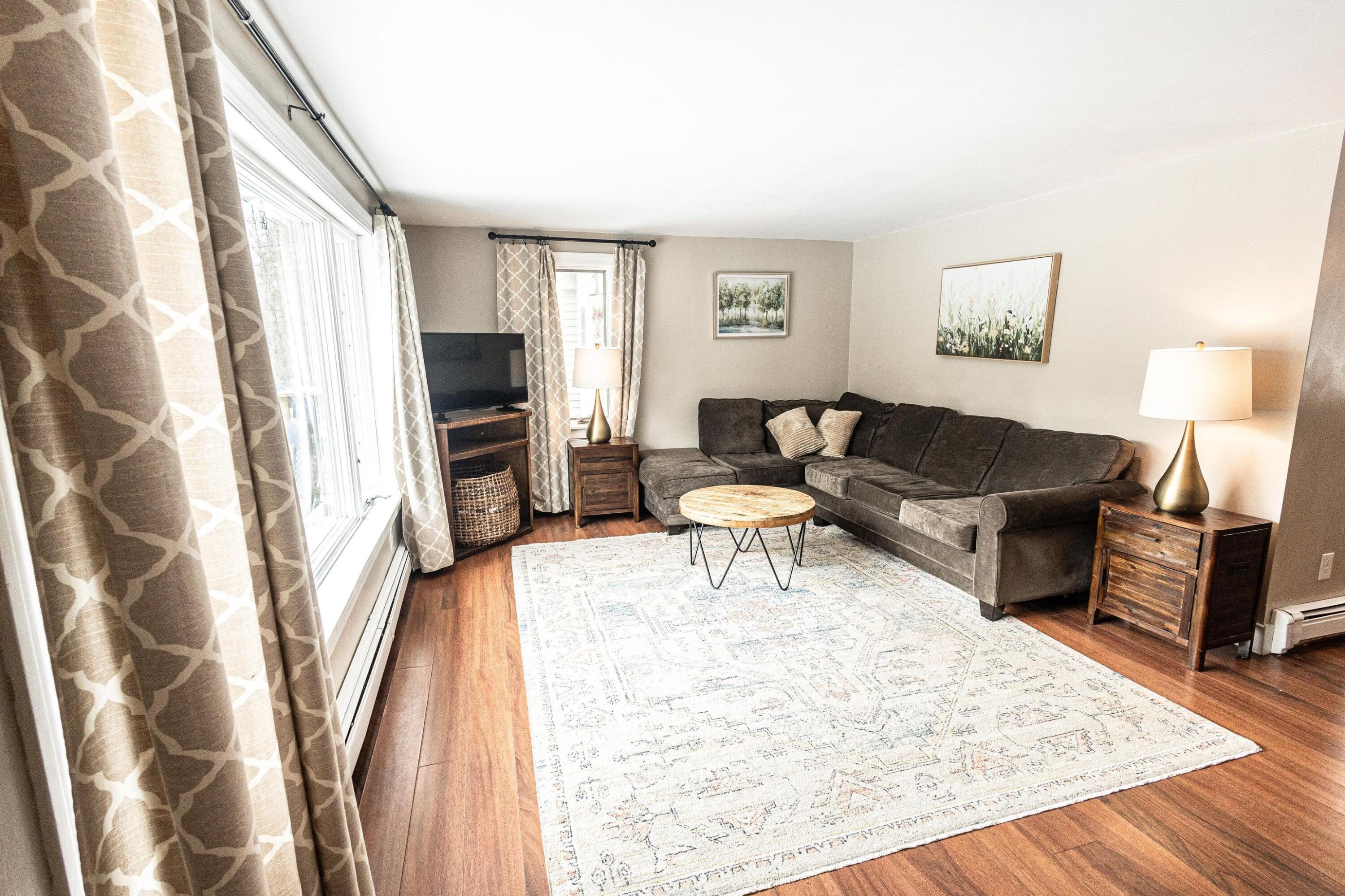 533 Buxton Road Saco, ME 04072 - Photo 1 of 23 420642902_3431718393771023_8004893298552