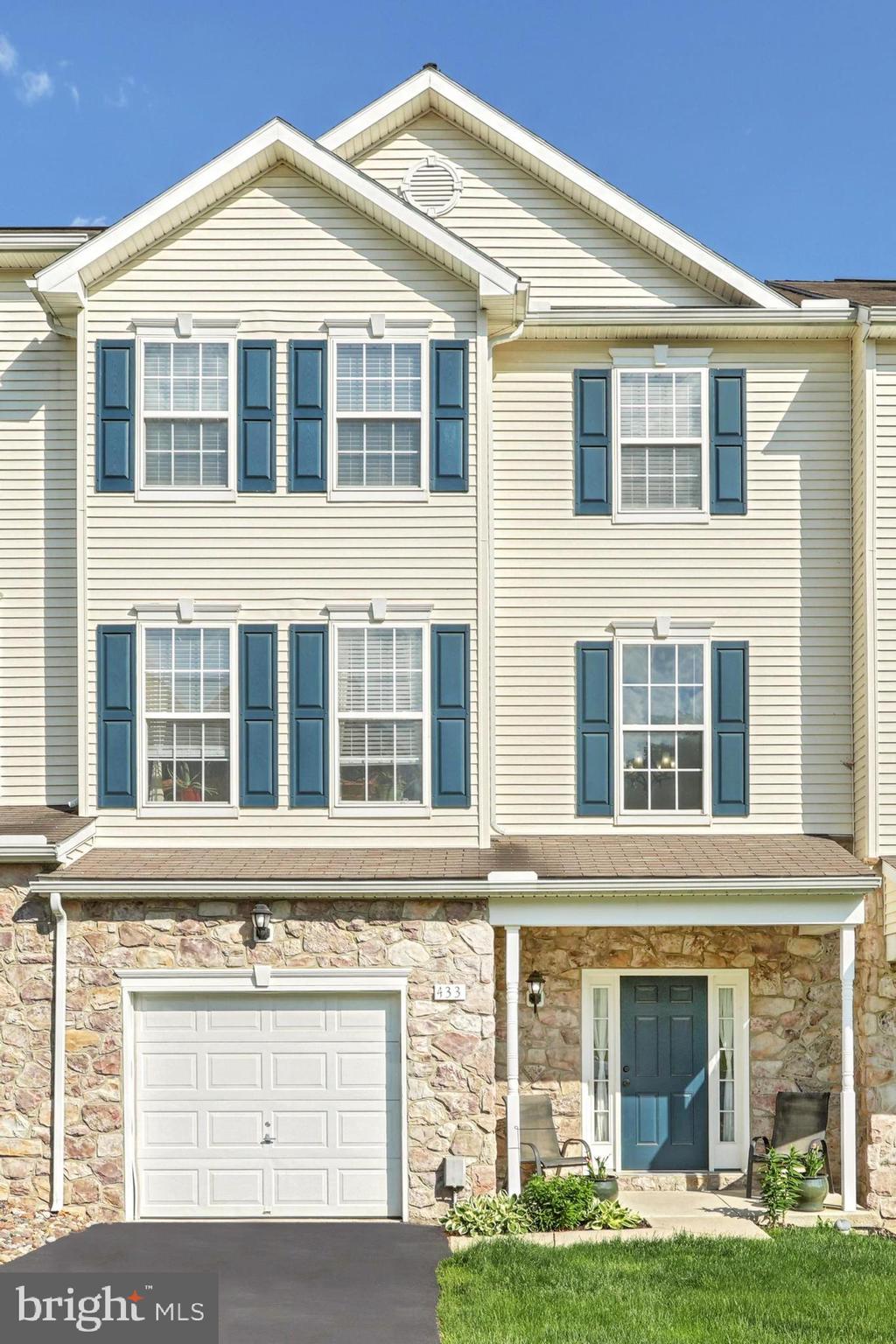 433 Marion Road, Unit 433 York, PA 17406 - Photo 1 of 1 Gallery Image 1