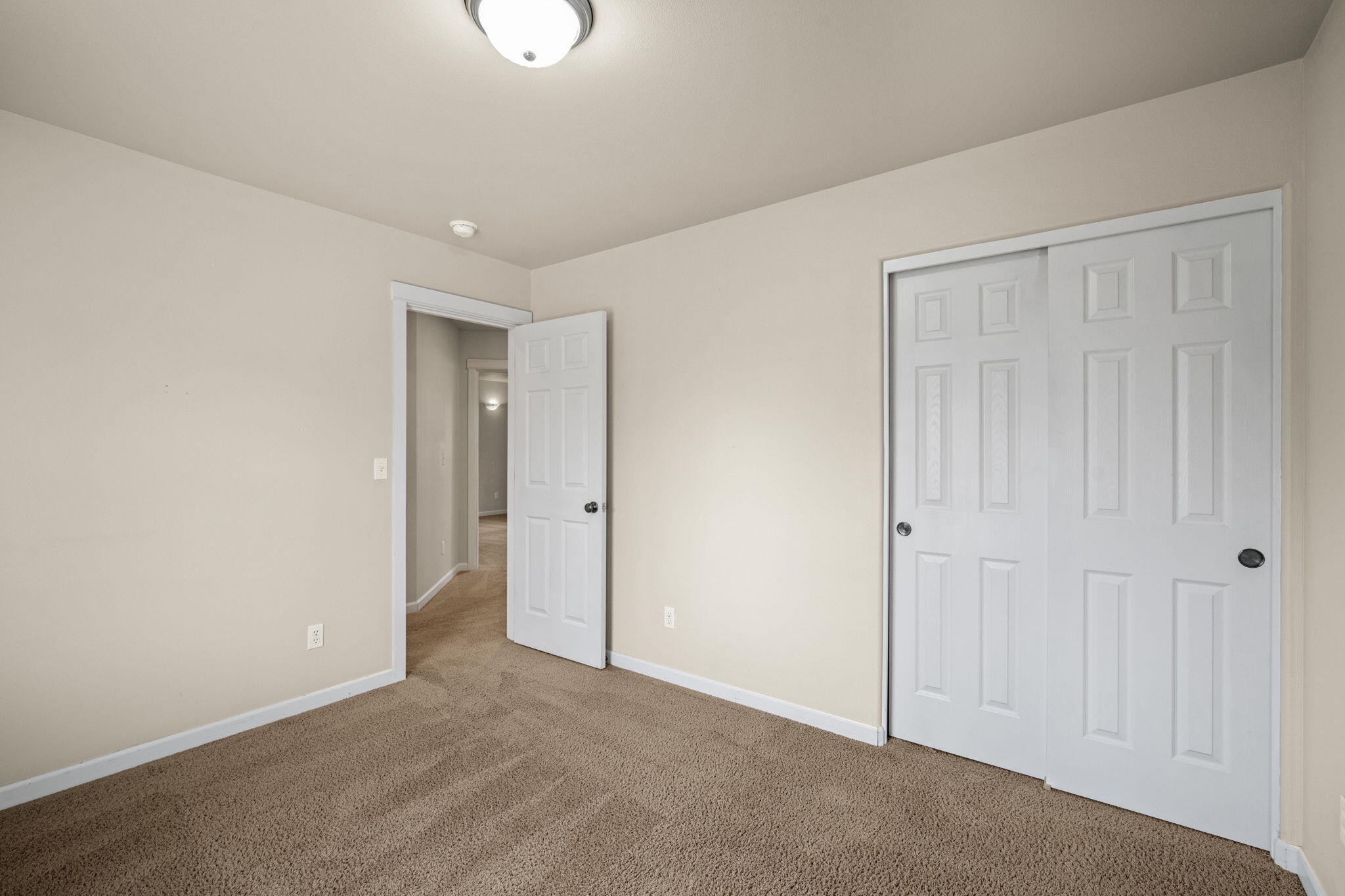 62713 Larkview Road Bend, OR 97701 - Photo 31 of 54 Bedroom 1-2