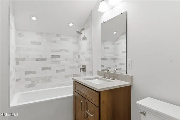 $3,250,000 | 3 Capri Court, Unit A2, Diamond Point, NY 12824