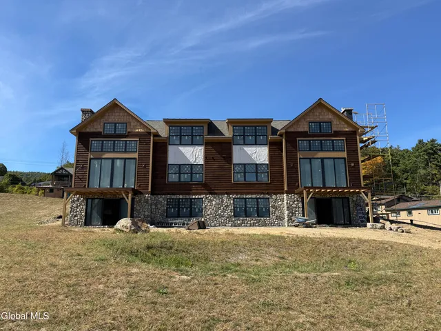 $3,250,000 | 3 Capri Court, Unit A2, Diamond Point, NY 12824