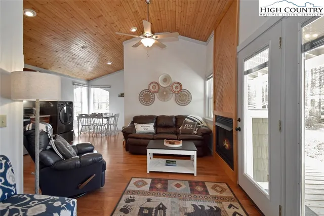 $264,000 | 163 Black Pine Road, Newland, NC 28657