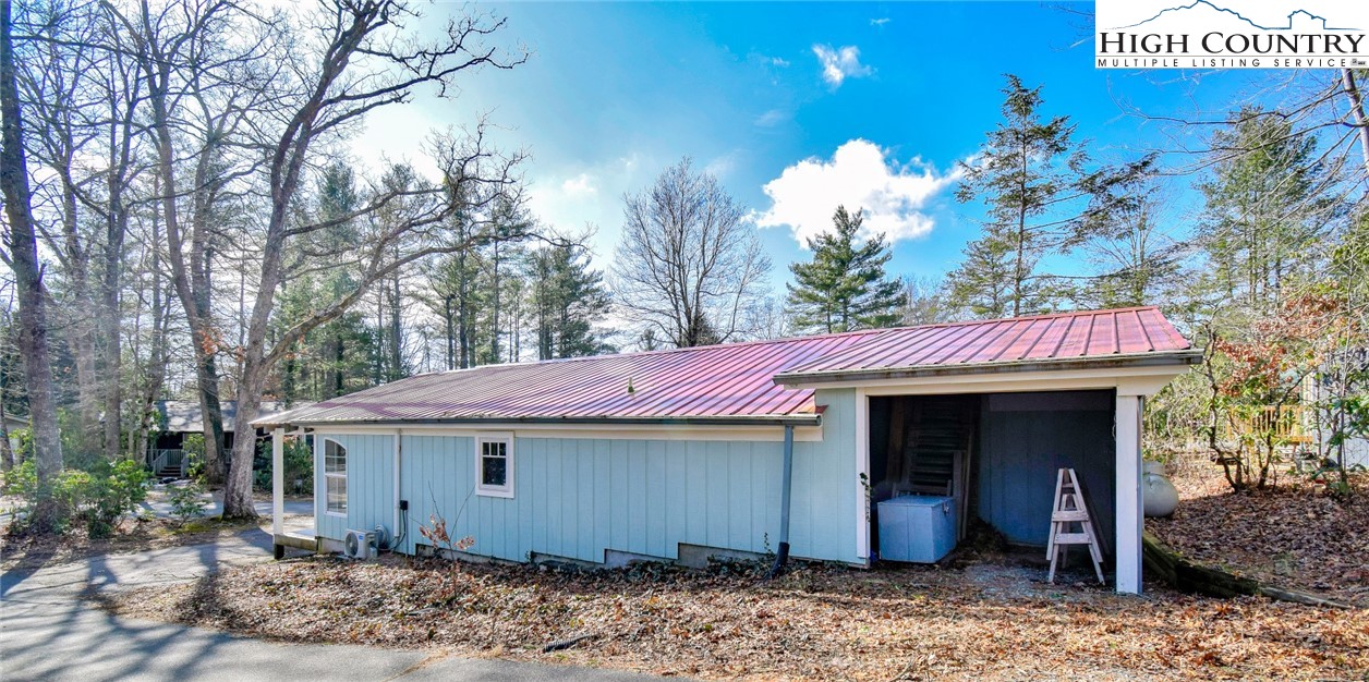 163 Black Pine Road Newland, NC 28657 - Photo 37 of 40