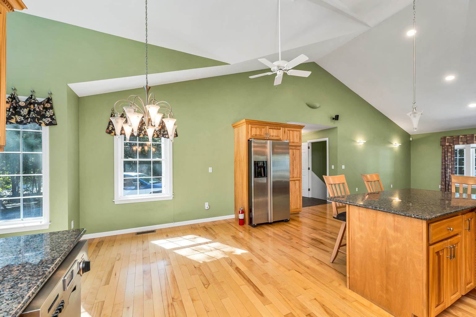 61 Sullivan Farm Drive Rochester, NH 03868 - Photo 10 of 40